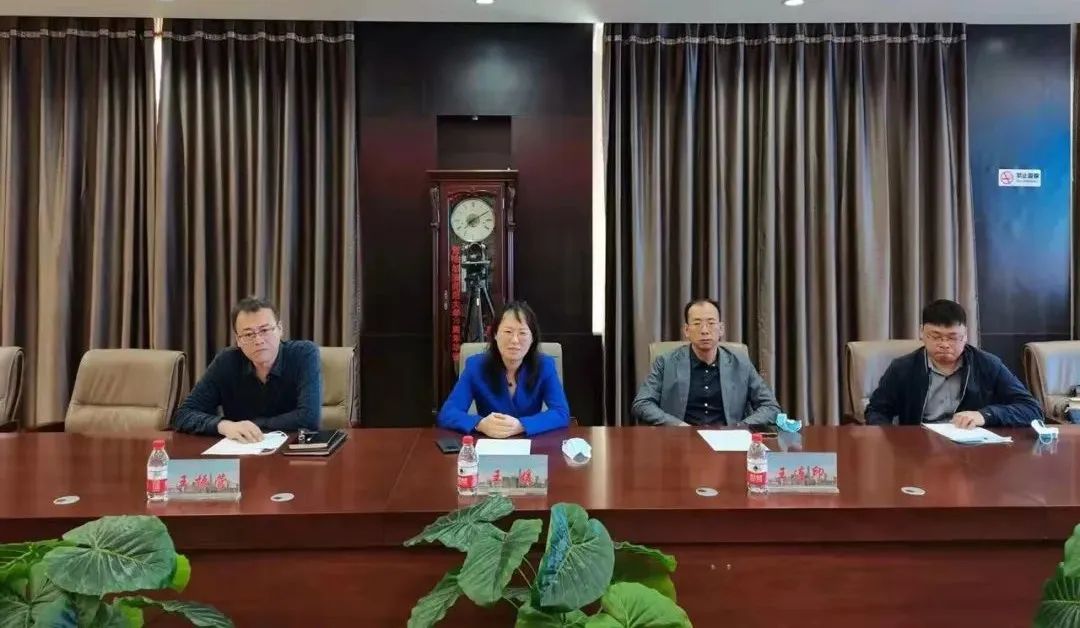图与哈尔滨新区对接会现场